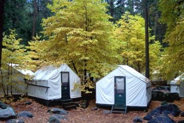 Kalifornien/Yosemite/Curry-Village-Tents-01