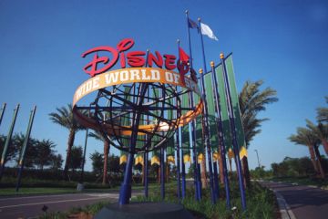 Orlando sign large