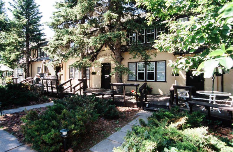 Waterton-Lakes/Crandell Mountain Lodge1