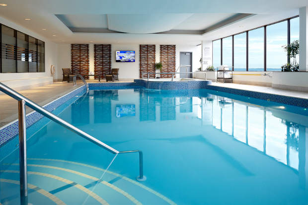 Kingston - Delta Hotels Pool