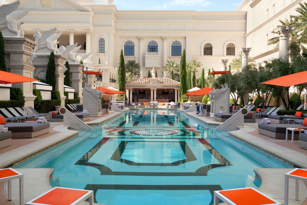 Las Vegas - caesers Palace pool