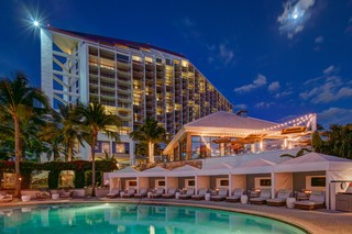 Naples / Naples Grande Beach resort 5