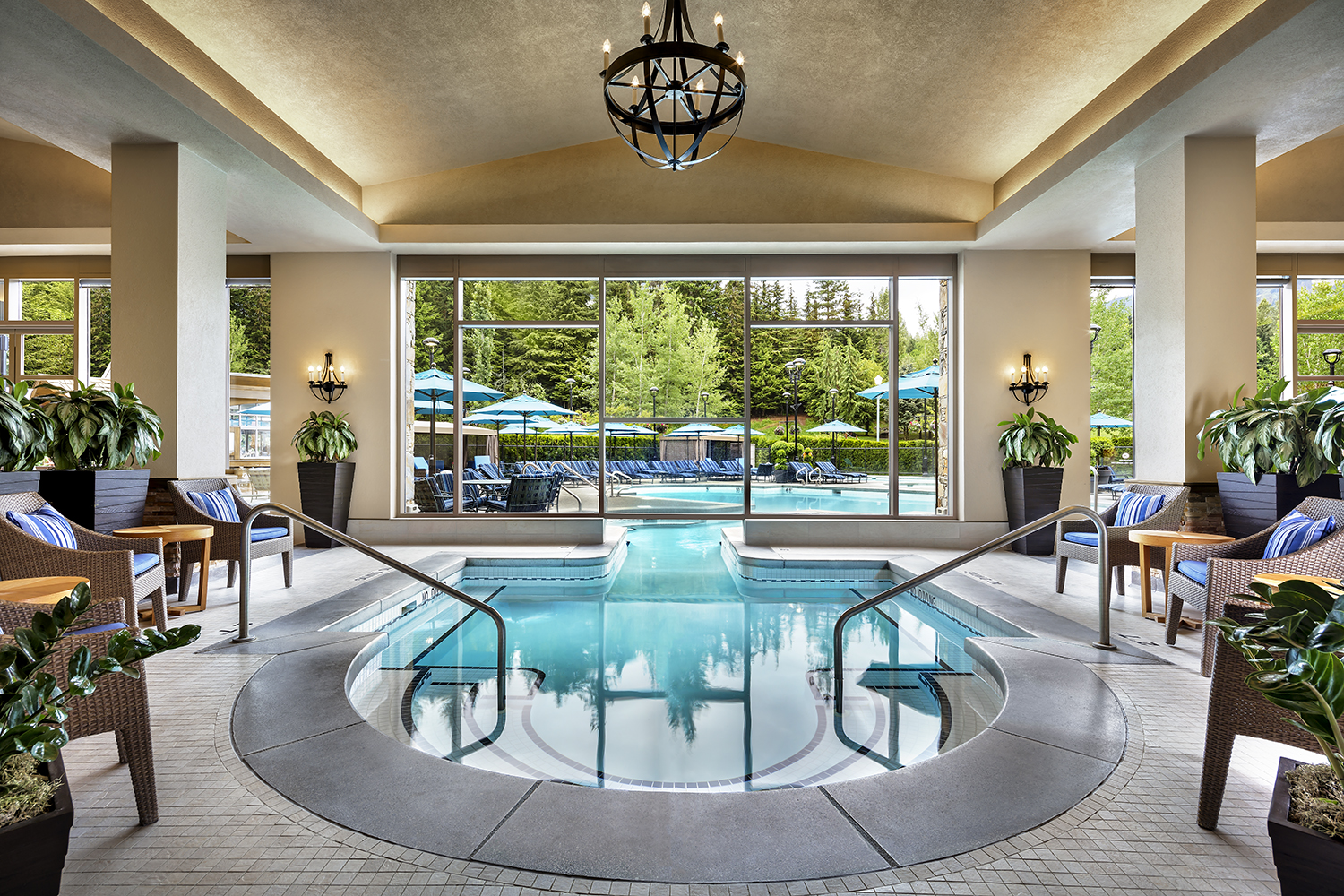 Whistler - Fairmont Chateau Whistler - Pool 3