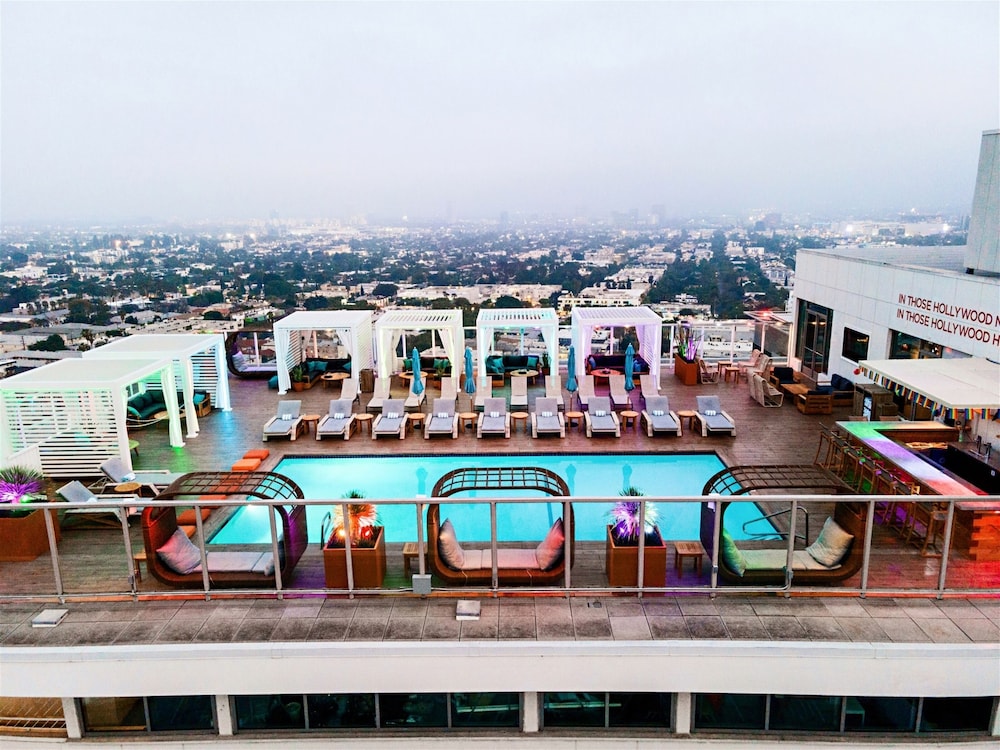 Los Angeles - Andaz Wes Hollywood pool