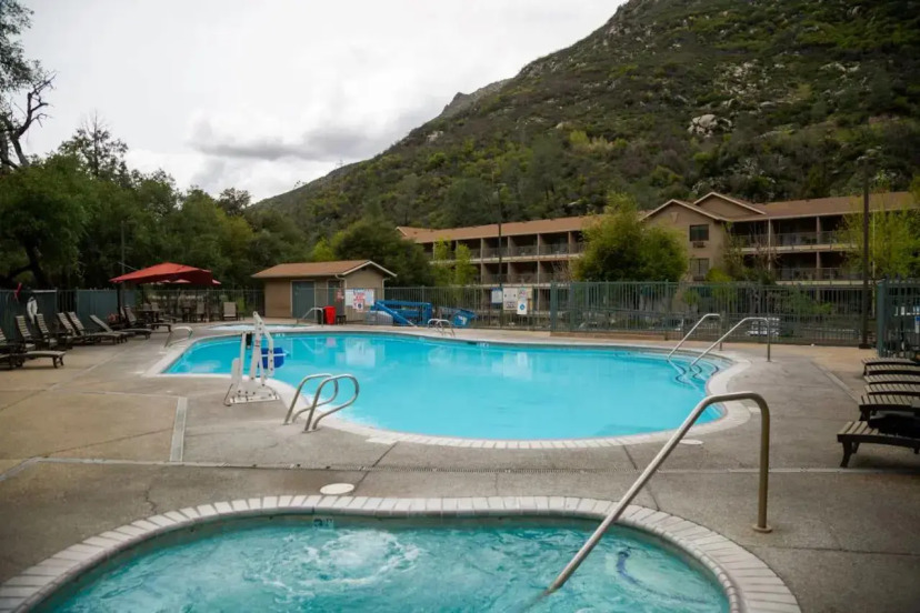 Yosemite - Yosemite View Lodge Pool