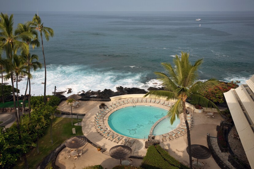 Big Island - Royal Kona Resort pool