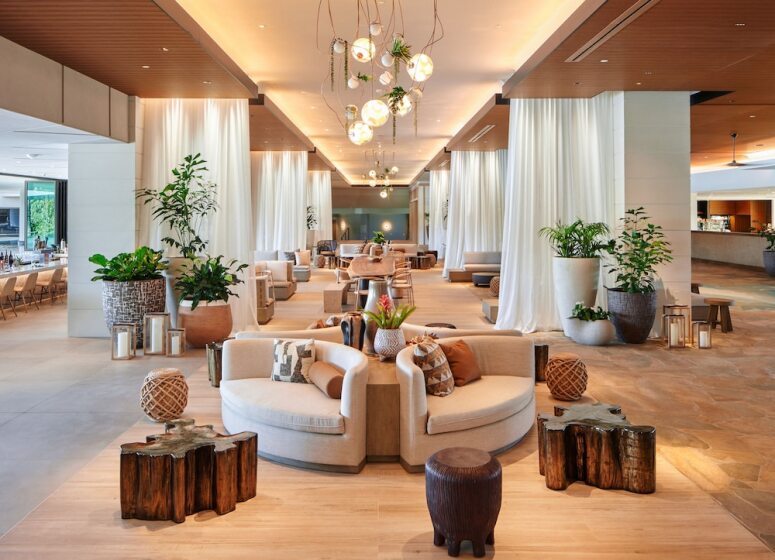 Oahu - Ocean Bungalows at Turtle Bay Resort Lobby