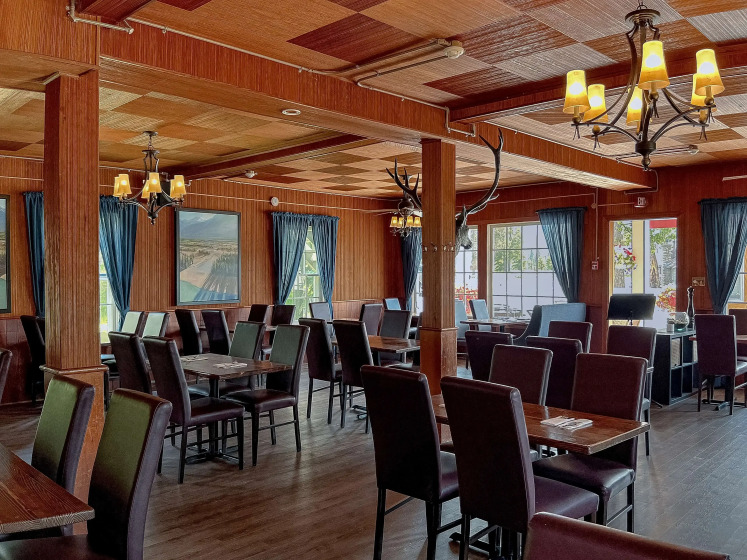 Jasper - Tekarra Lodge Restaurant