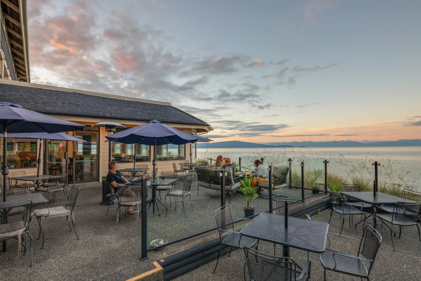Parksville - Bayside Oceanfront Resort Terasse