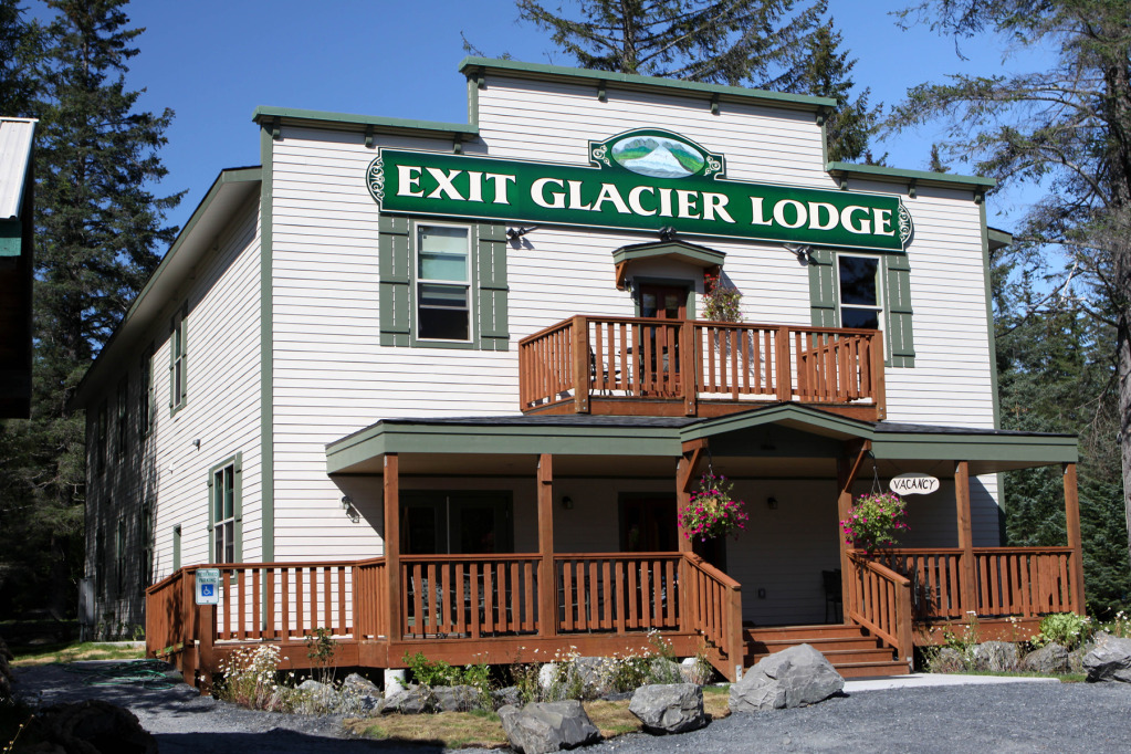 ExitGlacierLodge_zps2fcf694c