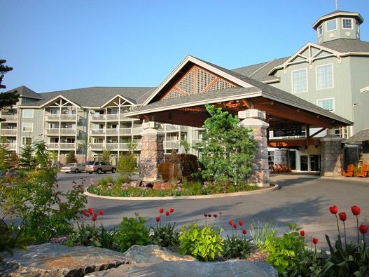 Tourweb-Fernweh-Angebote/Kanada/Hotel/AlgonquinPark/DeerhurstResort/Exterior