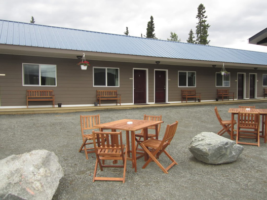 Tourweb-Fernweh-Angebote/Kanada/HainesJunction/ParksideInn/Exterior2