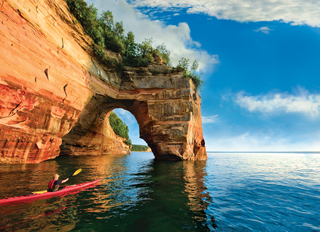 Tourweb-Fernweh-Angebote/USA/GreatLakes/PaintedRocks