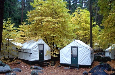 Kalifornien/Yosemite/Curry-Village-Tents-01