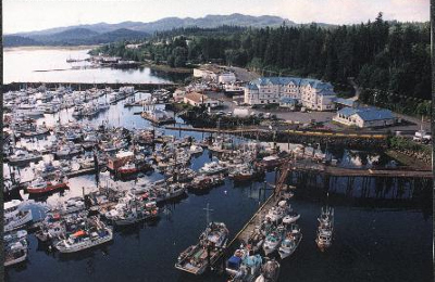 Port-Hardy/Quarterdeck-Inn-Marina-01