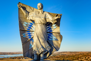 Tourweb-Fernweh-Angebote/USA/DignityStatue