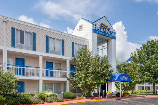 Peoria/Baymont Inn & Suites 1