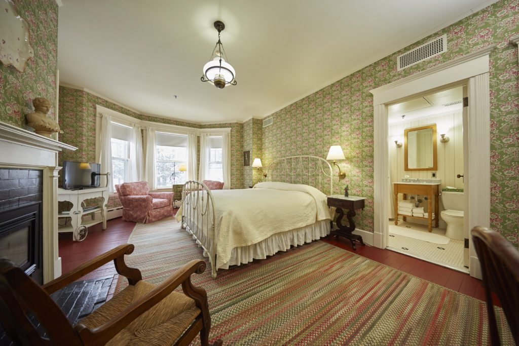 Hotel/TheBerkshires/RedLionStockbridge