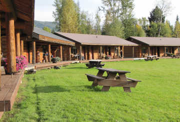 Hotel/Clearwater/Wells Gray Guest Ranch1