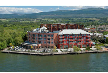 Kelowna/Manteo Resort Hotel & Villas1