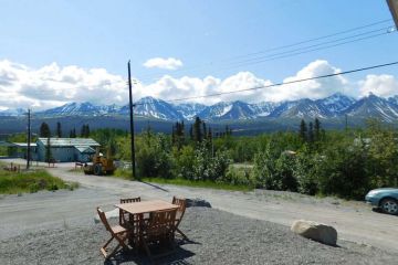 Haines Junction / Parkside Inn