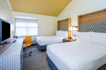 Cape Cod / Holiday Inn Hyannis 2