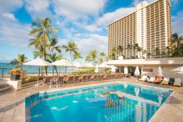 Oahu - Hilton Hawaiian Village Waikiki Beach Resort Pool