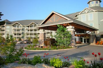 Tourweb-Fernweh-Angebote/Kanada/Hotel/AlgonquinPark/DeerhurstResort/Exterior