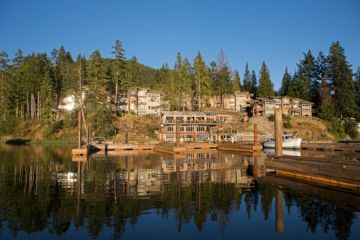 Tourweb-Fernweh-Angebote/Kanada/Hotel/SunshineCoast/PaintedBoatResort/Exterior