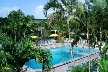 Tourweb-Fernweh-Angebote/USA/Hotel/FortMyers/WyndhamGarden/Pool