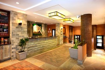 Whistler_Blackcomb-Lodge-Lobby-neu