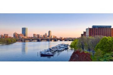 Boston/Royal-Sonesta-01