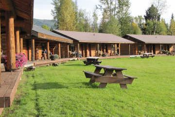 Hotel/Clearwater/Wells Gray Guest Ranch1