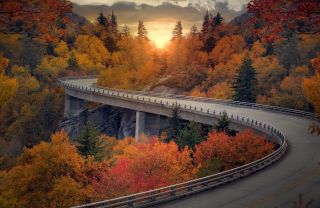 Ostkanada - Indian Summer Straße