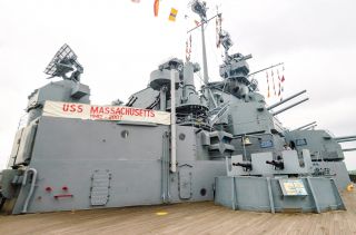 Neuengland Staaten - Schlachtschiff USS MAssachusetts